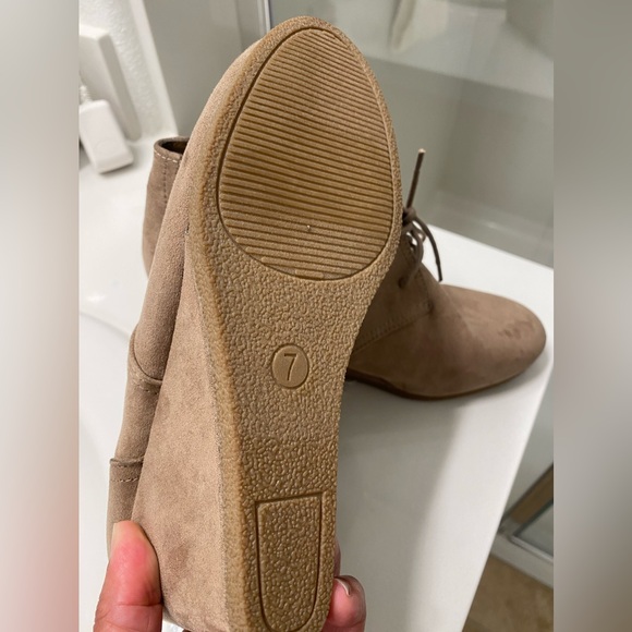 Wedges - Picture 3 of 3